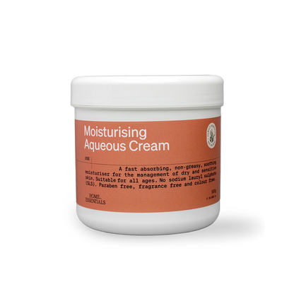 A front view of the Moisturising Aqueous Cream 500g pot on white background